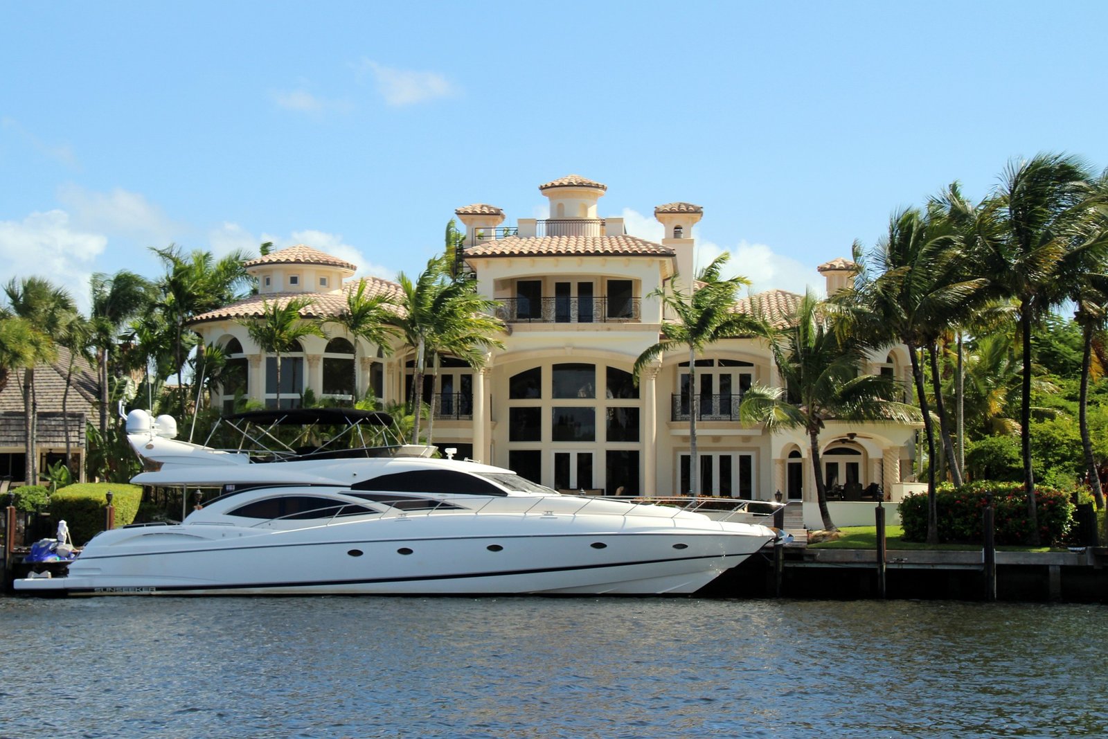 Waterfront Villa Dubai
